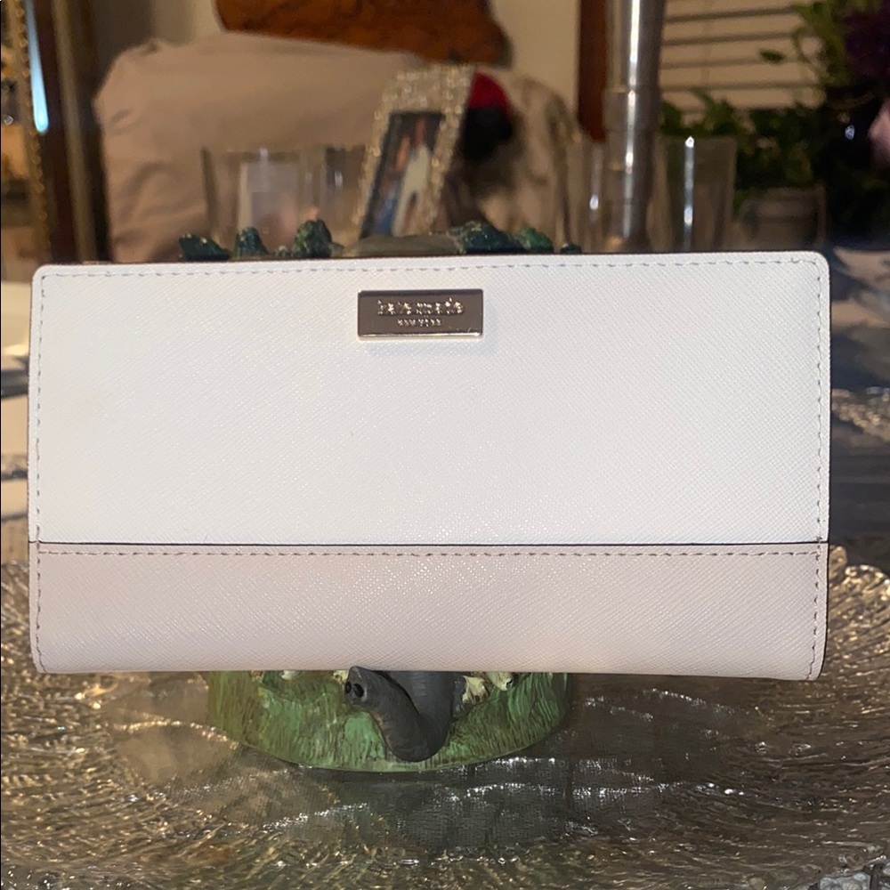 KATE SPADE Elegant White and Tan Wallet!